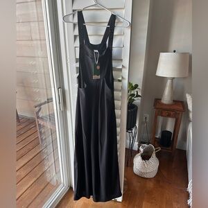 HALARA Black Maxi Jumpsuit